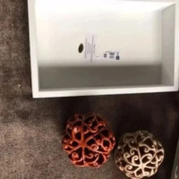 NWT Fall Decor: 2 Pumpkin Decorations & Scarecrow Signage - Picture 2 of 3